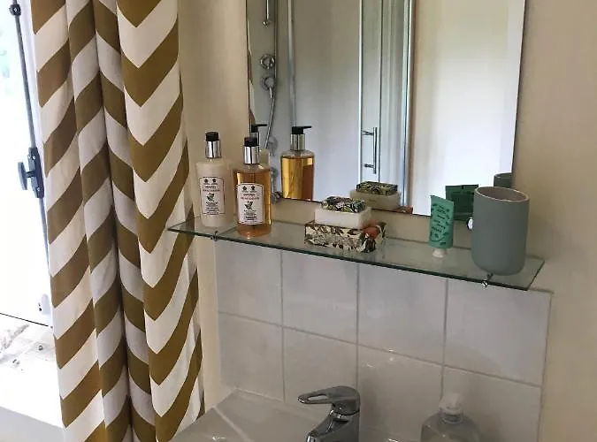 Bed & Breakfast Mis Harand 4*